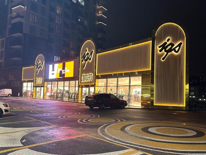 IGS Concept: Facade cladding · LED contour